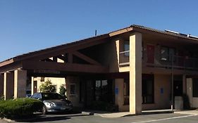 Valley Harvest Inn Soledad Ca